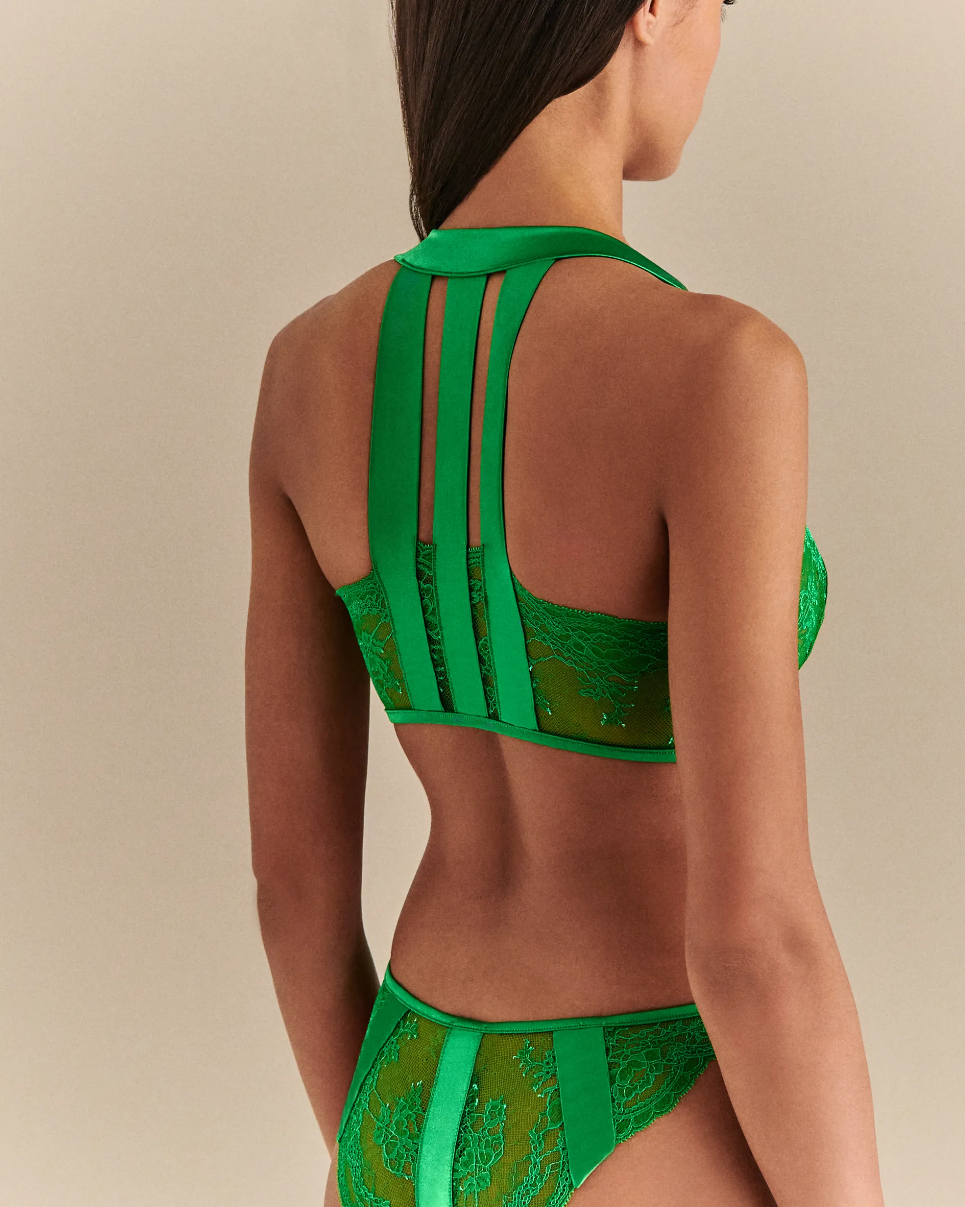 Outlet Bastille Balcony Woemn Wire Bras