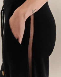 New Daze Jogging Woemn Knitwear